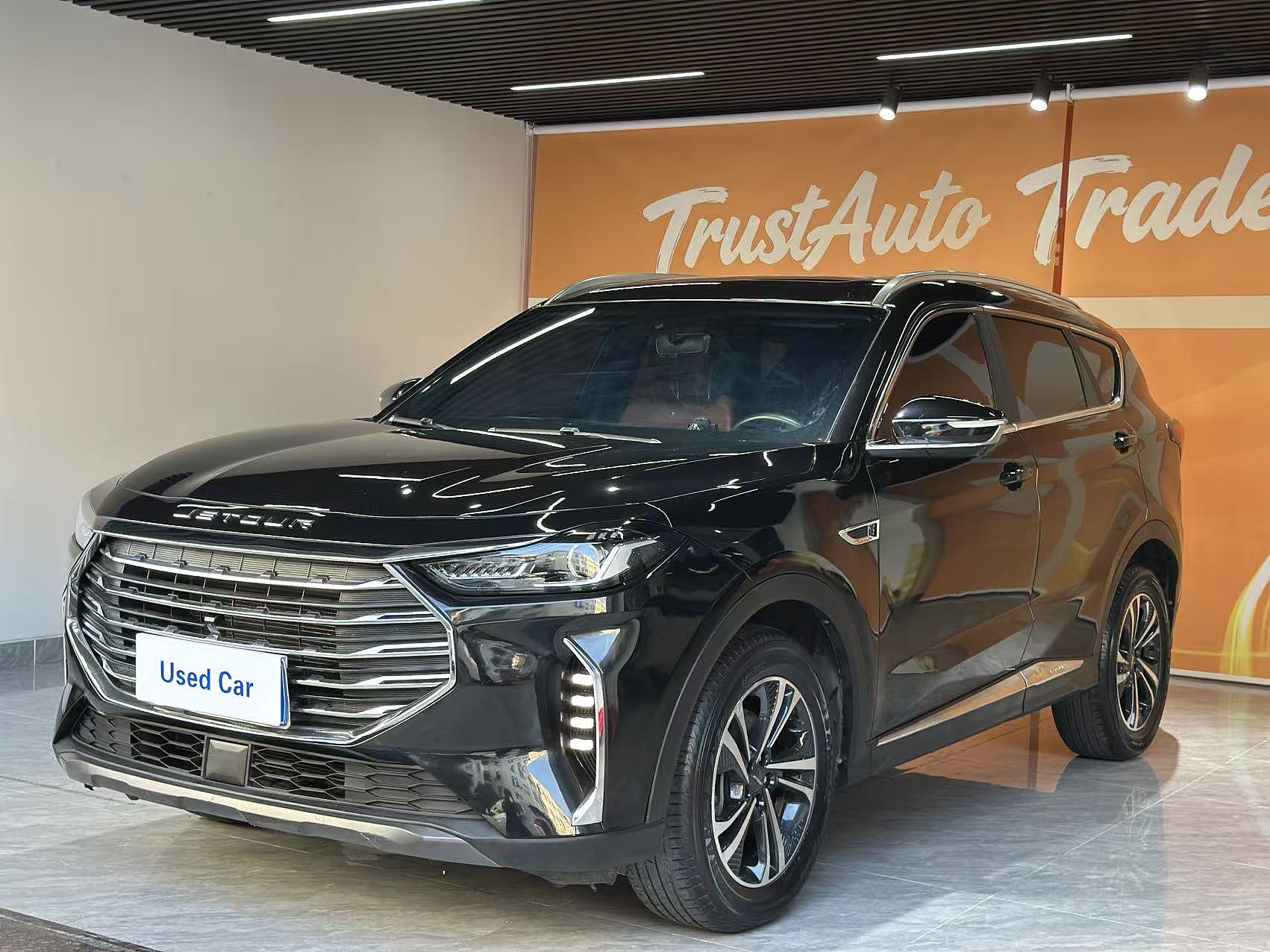 Jetour X70 PLUS  1.5T DCT VTT PRO 5 places